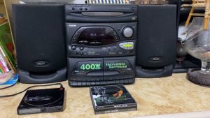 PHILIPS FW335+SONY Discman D-250