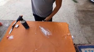 очень простое самодельное приспособление, устройство для снятия яблок и груш с деревьев.