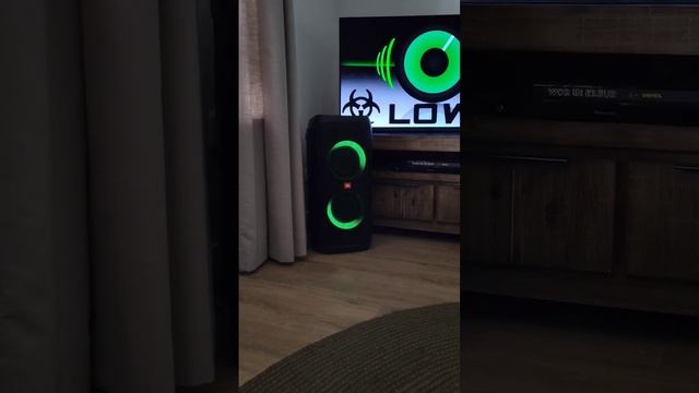 JBL PARTYBOX 310 UNREAL BASS!