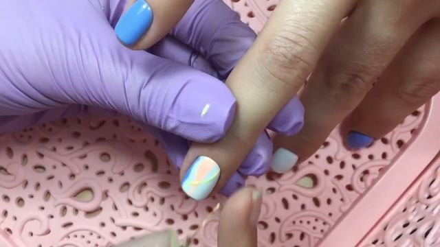 Осенний аквамариновый дизайн ногтей. Абстракция в дизайне ногтей смотреть онлайн