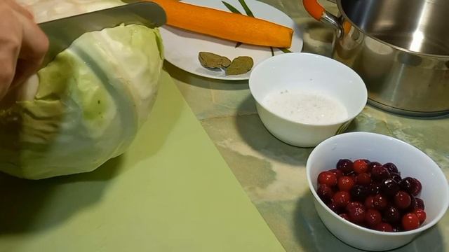 Квашеная капуста с клюквой #рецепты #recipe #квашенаякапуста #клюква #sauerkraut