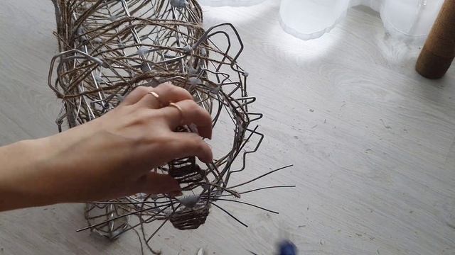 Делаем ТИГРА символ 2022 года из проволоки своими руками. Светящийся НГ декор DIY symbol 2022 tige смотреть онлайн