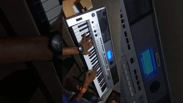 Roja Janeman play on Piano - Yamaha i455 Keyboard buy from RDX Music Store Indore смотреть онлайн
