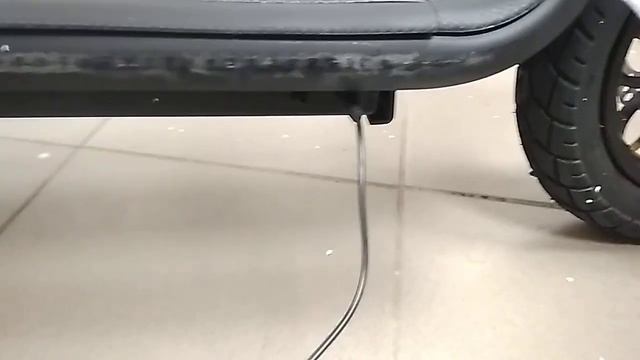 Kugoo C1 из коробки не заряжается? Что делать, пошаговая инструкция.