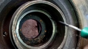 Почему ступичный подшипник быстро выходит из строя ( одна из причин )