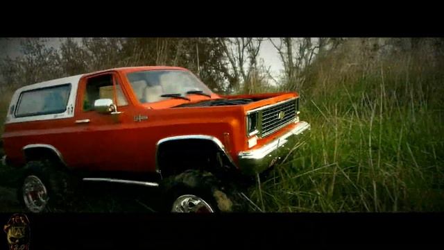1/10 Chevrolet BLAZER K5 with RC4WD TF2 смотреть онлайн