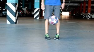 УЧИМСЯ ЧЕКАНИТЬ МЯЧ ПРАВИЛЬНО!!! КАК НАУЧИТЬСЯ ЧЕКАНИТЬ МЯЧ? // ТРЕНЬ КРАСИВО