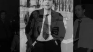 Аркадий Северный. В парке летом над рекой