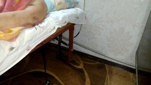 Бюджетный вариант модернизации кровати для лежачих больных своими руками.