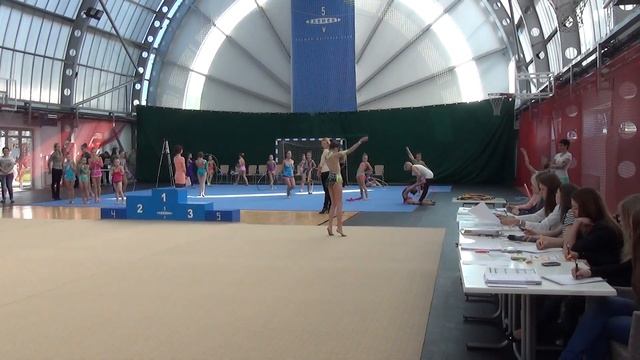 Омельченко Ліза скакалка смотреть онлайн