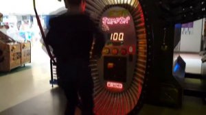 VLOG ● PLAY-DAY! ЗАГОРЕЛСЯ ИГРОВОЙ АВТОМАТ