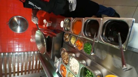 WOKER! Легендарная лапша в коробочке!