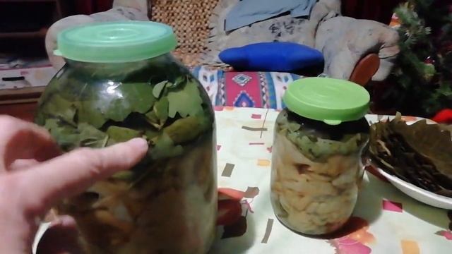 Как солить грибы (грузди, волнушки и т. п.) смотреть онлайн