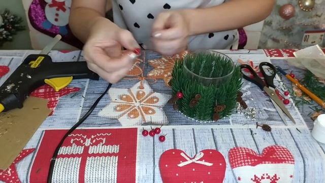 DIY. НОВОГОДНИЕ ПОДСВЕЧНИКИ СВОИМИ РУКАМИ! смотреть онлайн
