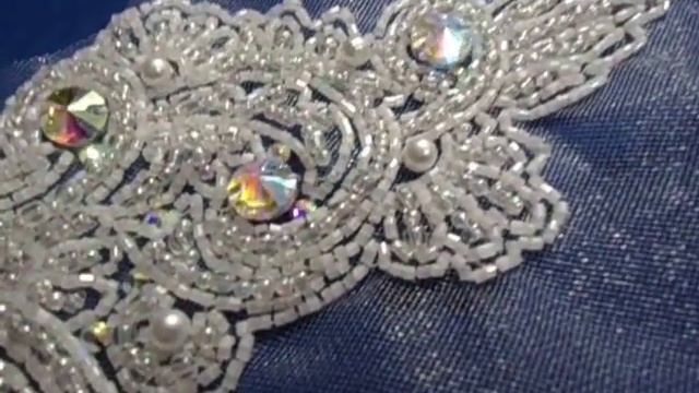 Люневильская вышивка...Вышивка бисером по сетке...