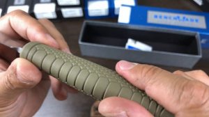 Нож "Leuku" CPM-3V Santoprene 202 от Benchmade