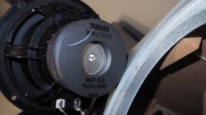 Look Inside: Yamaha NX E800 speakers