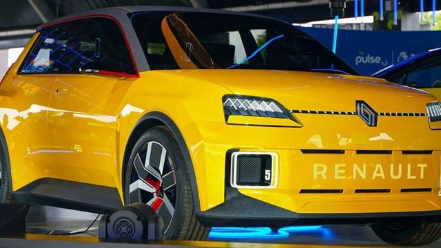Renault 5 Preview | R Pass Explained смотреть онлайн