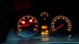 Решение проблемы с изитроником OPEL ASTRA H. Ошибка F, A4, пустое табло