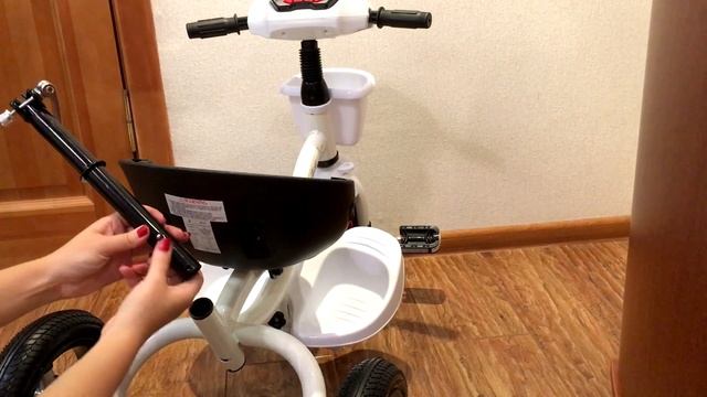 Видеообзор велосипеда для детей. Mars Mini Trike LT960-2 с надувными колесами Как собрать. смотреть онлайн