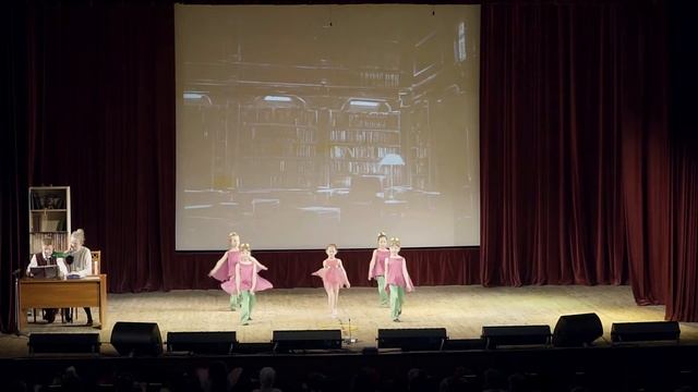 • "Дюймовочка". Студия хореографии в ДЦ "Династия" под руководством Зуенко А.А. смотреть онлайн