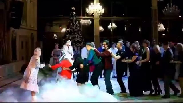 Волшебный Дед Мороз смотреть онлайн