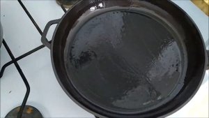 Как подготовить чугунную сковороду БИОЛ 28 см к использованию