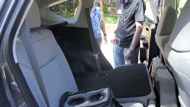 2015 Honda CR-V Back Seats Folding смотреть онлайн