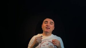 Почему девушка резко перестала общаться - Долго отвечает на смс - Девушка игнорирует