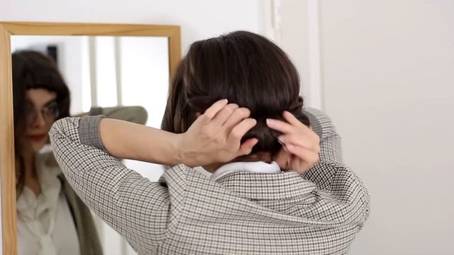 1940s Hair Tutorial | All The Rolls смотреть онлайн