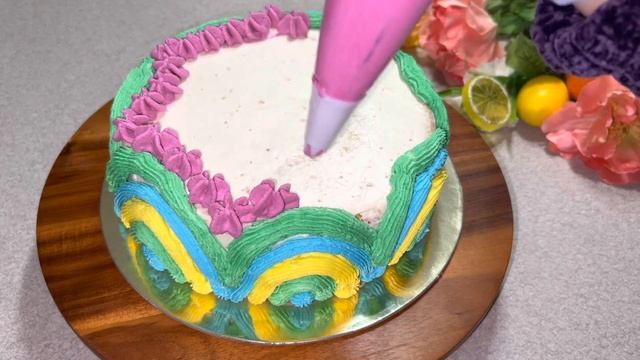 Украшения торта из взбитых сливок/ Начинка крем - чиз на сливках/ Мои первые опыты / Опыт 5 смотреть онлайн