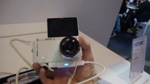 Samsung Smart Camera NX Mini Hands On