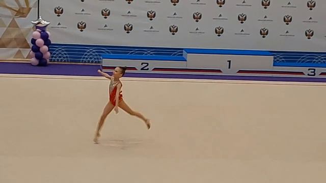 Rhythmic gymnastics competitions/ Соревнования по художественной гимнастике. смотреть онлайн