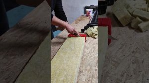 Гидропоника с нуля! Нарезка субстрата минераловатной маты на пробки для сеянцев с помощью матрицы!