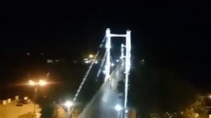 ВЗОРВАЛИ ИНТЕРНЕТ БАСТА ВЫПУСКНОЙ МЕДЛЯЧЁК ПОД ГИТАРУ