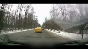 Что будет за езду по обочине. Обочечники и наказание. Карма от ДПС.