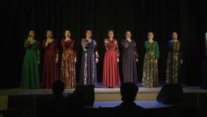 За тихой рекою, в берёзовой роще