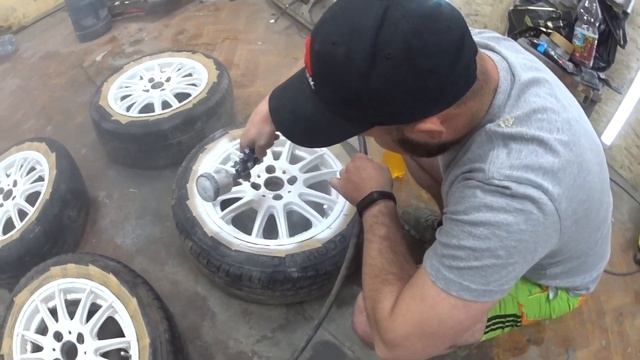 Нашли диски в подвале и покрасили за 600руб. Дешевая покраска своими руками. Предпродажная покраска смотреть онлайн