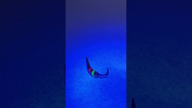 Блесна Гусеница мелкая UV от Mr. Musurok