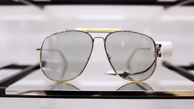 Новый корнер оптики Tom Ford // ЦУМ, 1 этаж смотреть онлайн