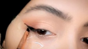 Hande Ercel Latest Eye Makeup look || Eye Makeup, Hande Ercel,