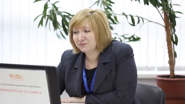 "Феникс недвижимость" презентация компании для соискателя. HR директор Ирина Семенюк. .