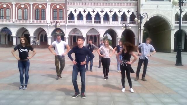 Флешмоб; выпускной; 9 класс :) смотреть онлайн