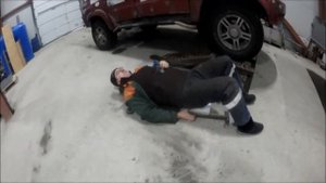 Мини эстакада, тележка для ремонта