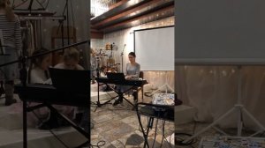 Два сердца  в месте стучат ? Любовь восходит словно солнце