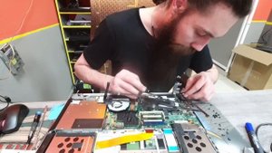 Asus N750JK.  Пожалуй лучший Asus из оставшихся. Мини обзор и апгрейд.