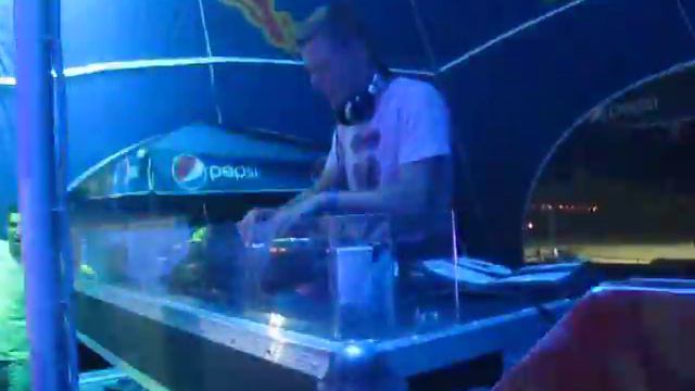 DJ Dинамит #1 смотреть онлайн