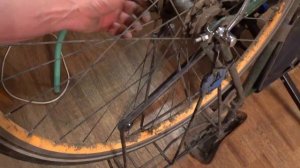 Натяжение цепи и центровка заднего колеса на фиксе. Быстро. Просто