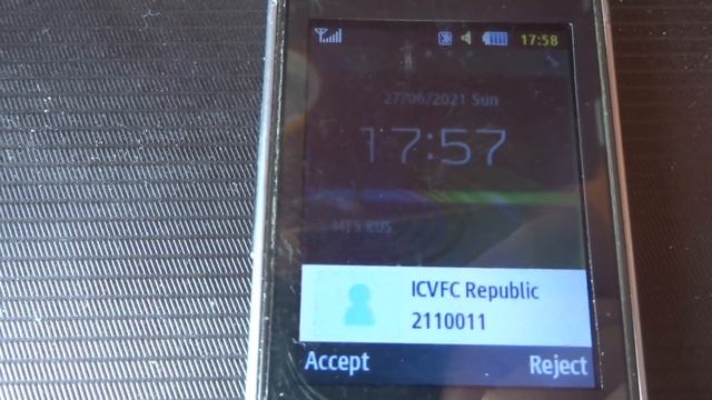 Samsung GT-S5611 incoming call via Fake call смотреть онлайн