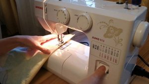 Швейная машинка Janome Juno 513